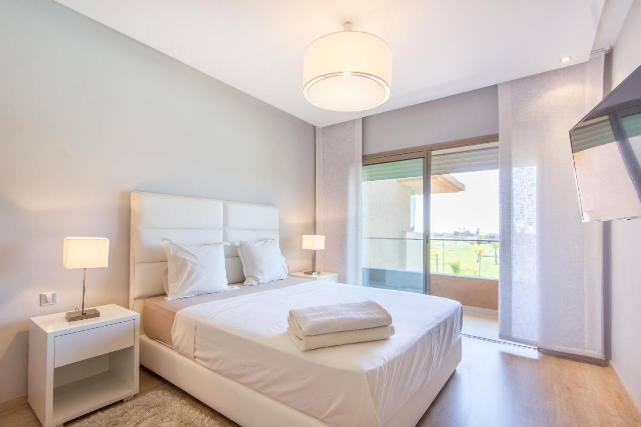 マラケシュLumineux Et Vue Degagee Sur Piscine A Prestigiaアパートメント エクステリア 写真
