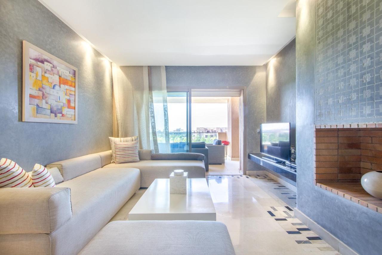 マラケシュLumineux Et Vue Degagee Sur Piscine A Prestigiaアパートメント エクステリア 写真