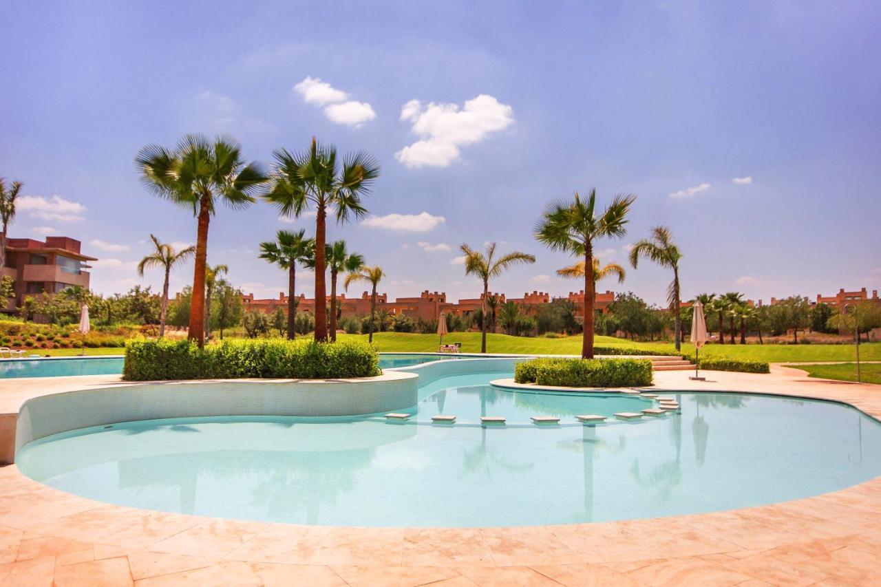 マラケシュLumineux Et Vue Degagee Sur Piscine A Prestigiaアパートメント エクステリア 写真