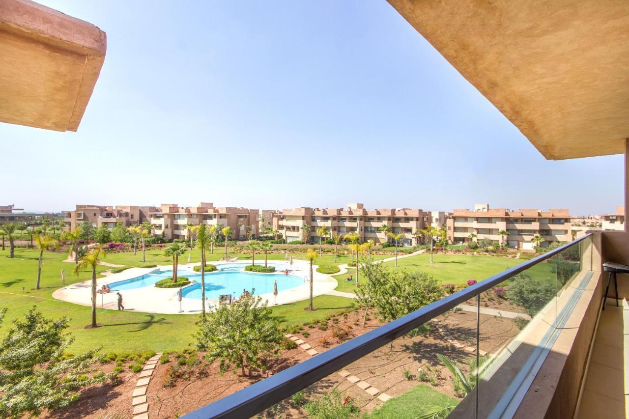 マラケシュLumineux Et Vue Degagee Sur Piscine A Prestigiaアパートメント エクステリア 写真