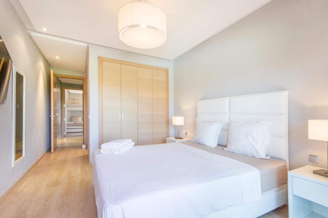 マラケシュLumineux Et Vue Degagee Sur Piscine A Prestigiaアパートメント エクステリア 写真